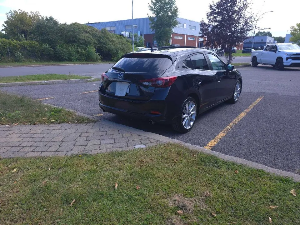 Mazda 3 2017 photo 4