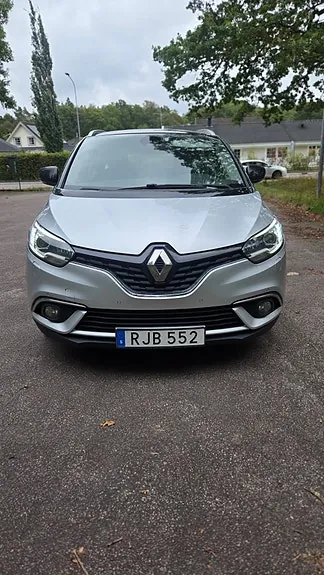 Renault Grand Scenic Iv 2017 photo 2