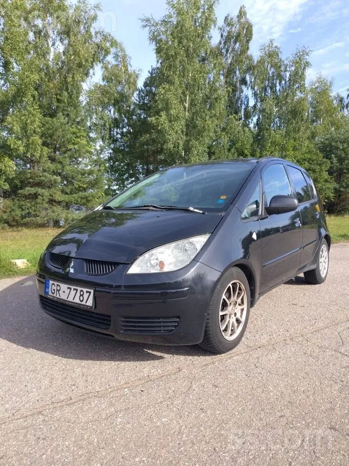 Mitsubishi Colt 2007 photo 2