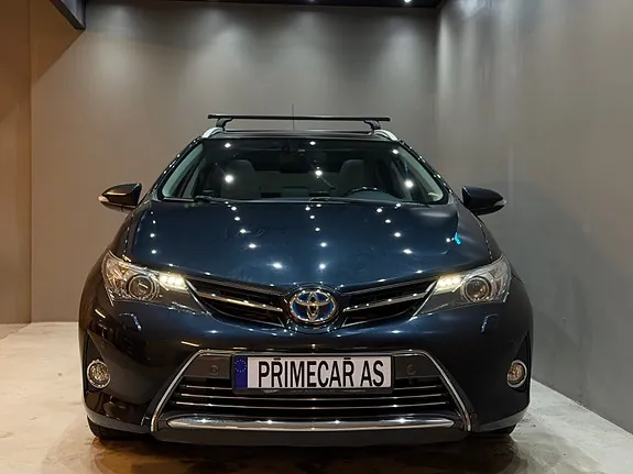 Toyota Auris 2014 photo 3