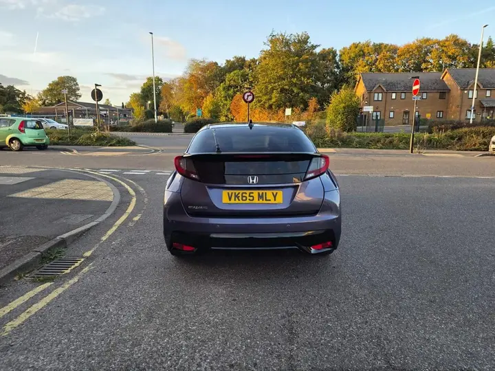Honda Civic 2015 photo 5