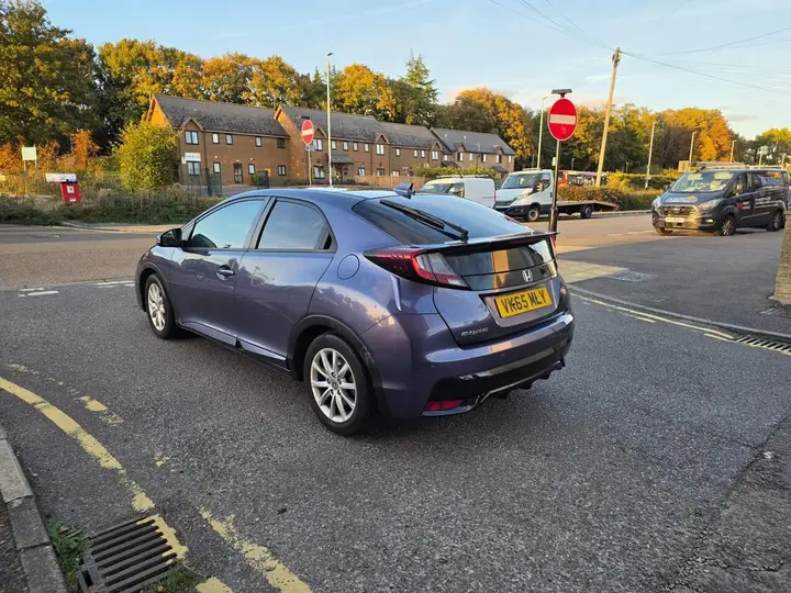 Honda Civic 2015 photo 4