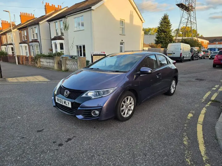 Honda Civic 2015 photo 3