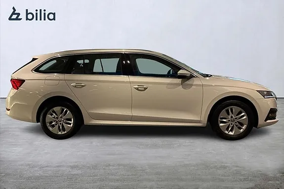 Skoda Octavia 2023 photo 5