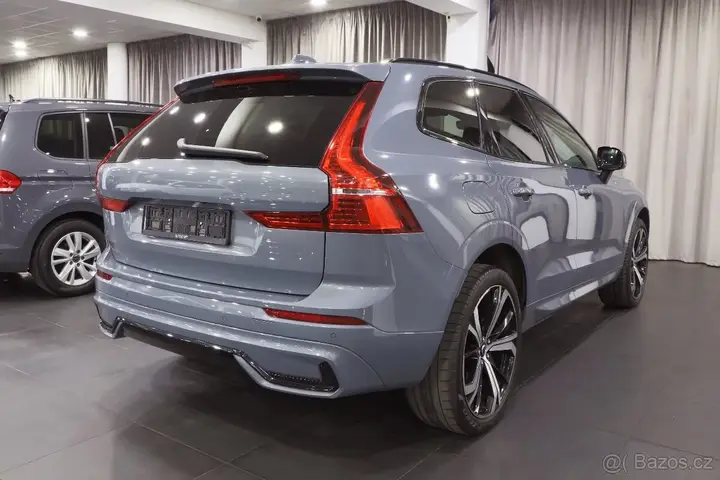 Volvo Xc60 2023 photo 3