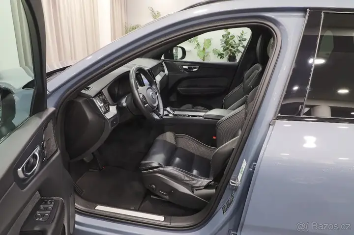 Volvo Xc60 2023 photo 5