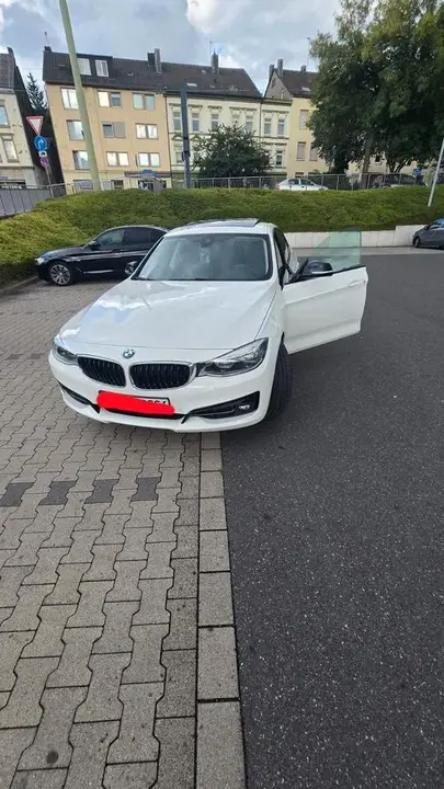 BMW 318 Gran Turismo