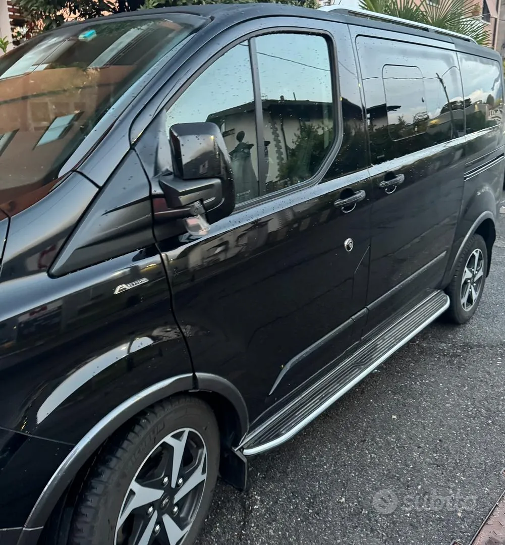 Ford Tourneo Custom 2023 photo 3