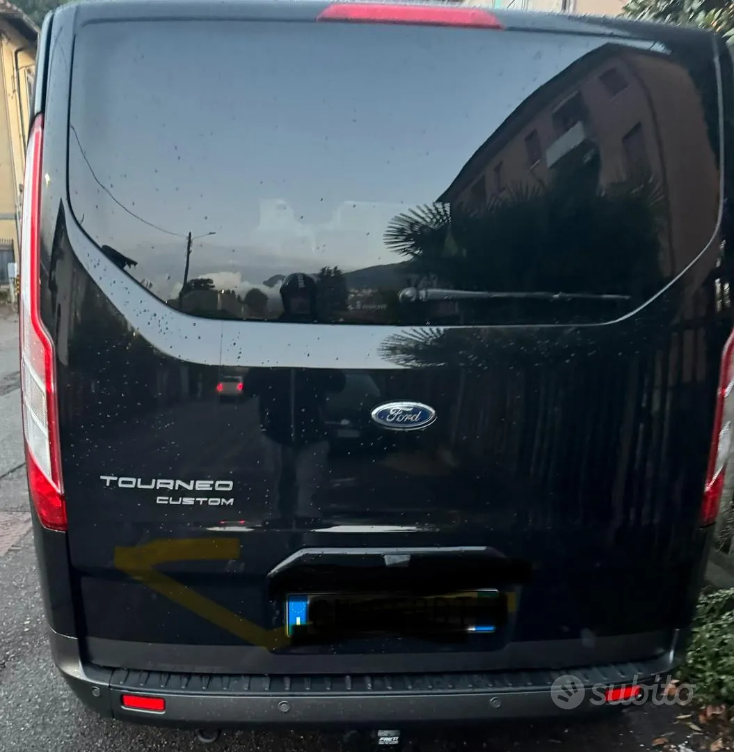 Ford Tourneo Custom
