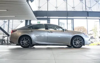 Lexus Es 350 2019 photo 3
