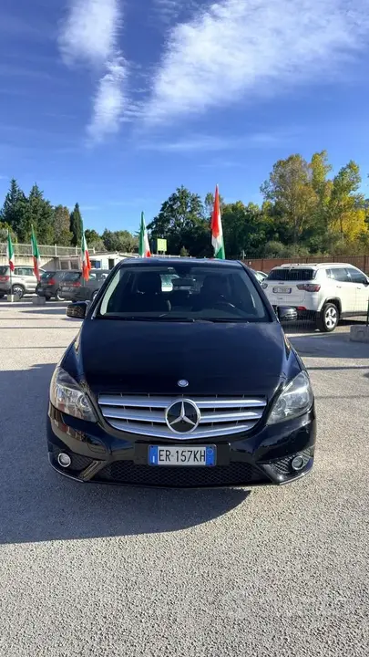 Mercedes-Benz B 2013 photo 2