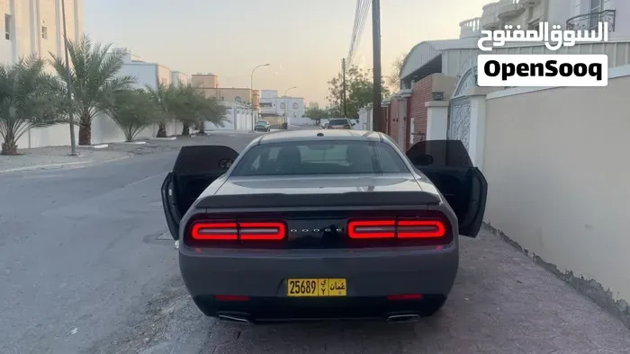 Dodge Challenger 2017 photo 2