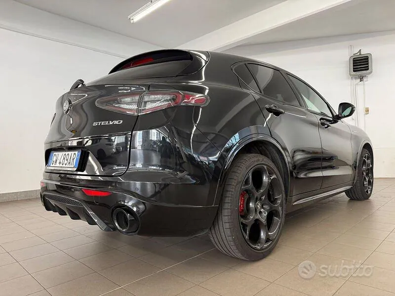 Alfa Romeo Stelvio 2024 photo 2