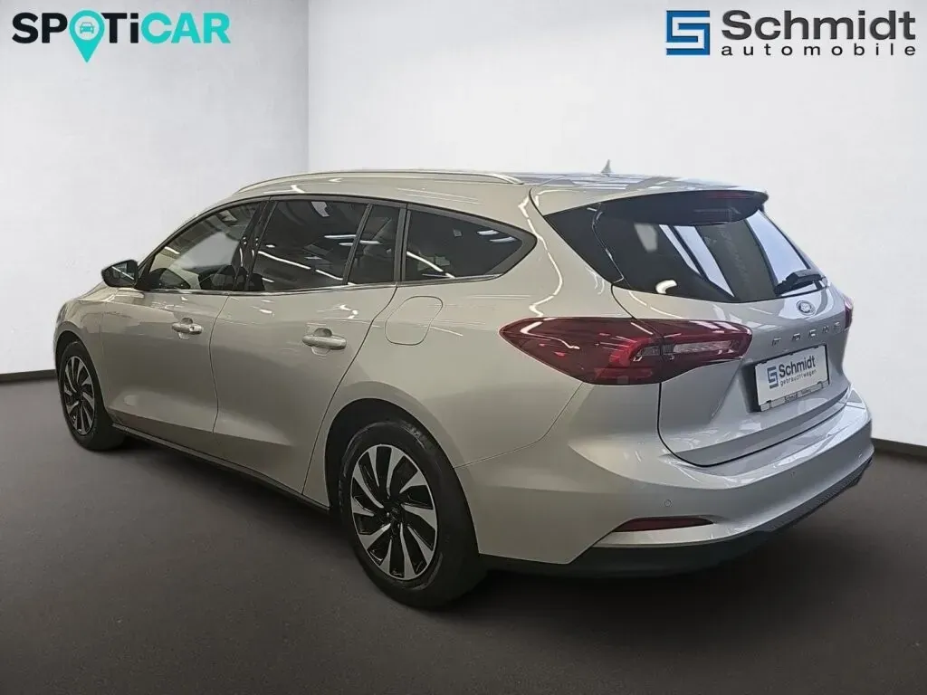 Ford Focus 2025 photo 3