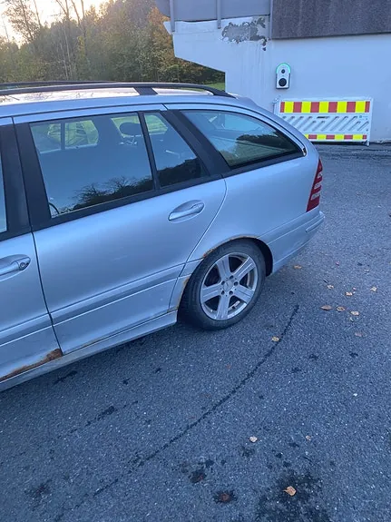 Mercedes-Benz C200 D 2006 photo 2