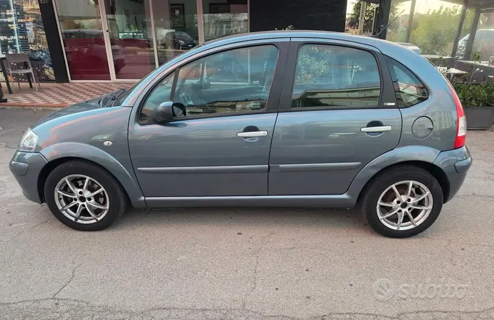 Citroen C3 2006 photo 2