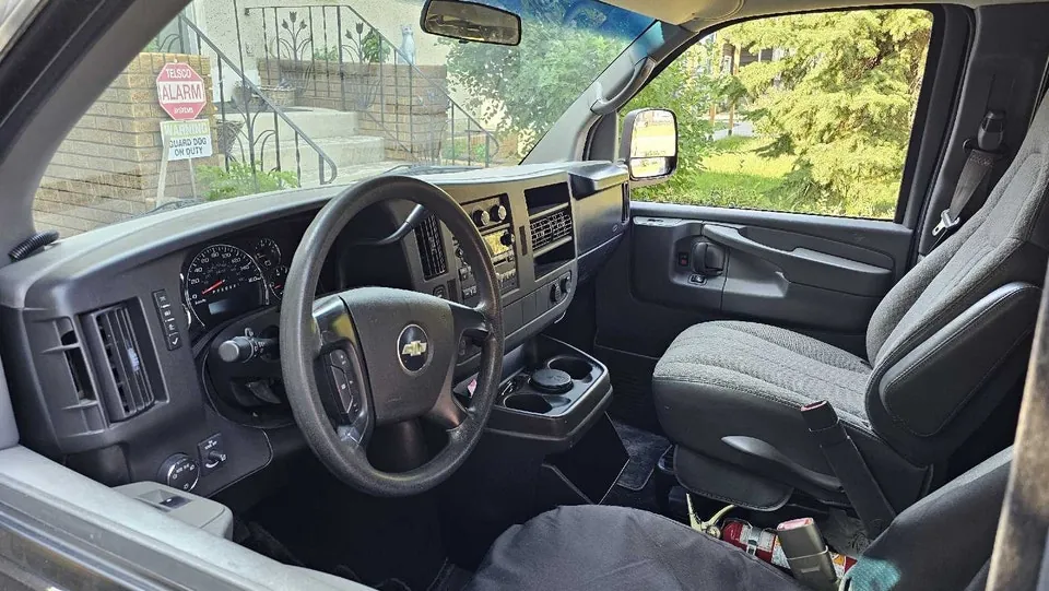 Chevrolet Express 2008 photo 2