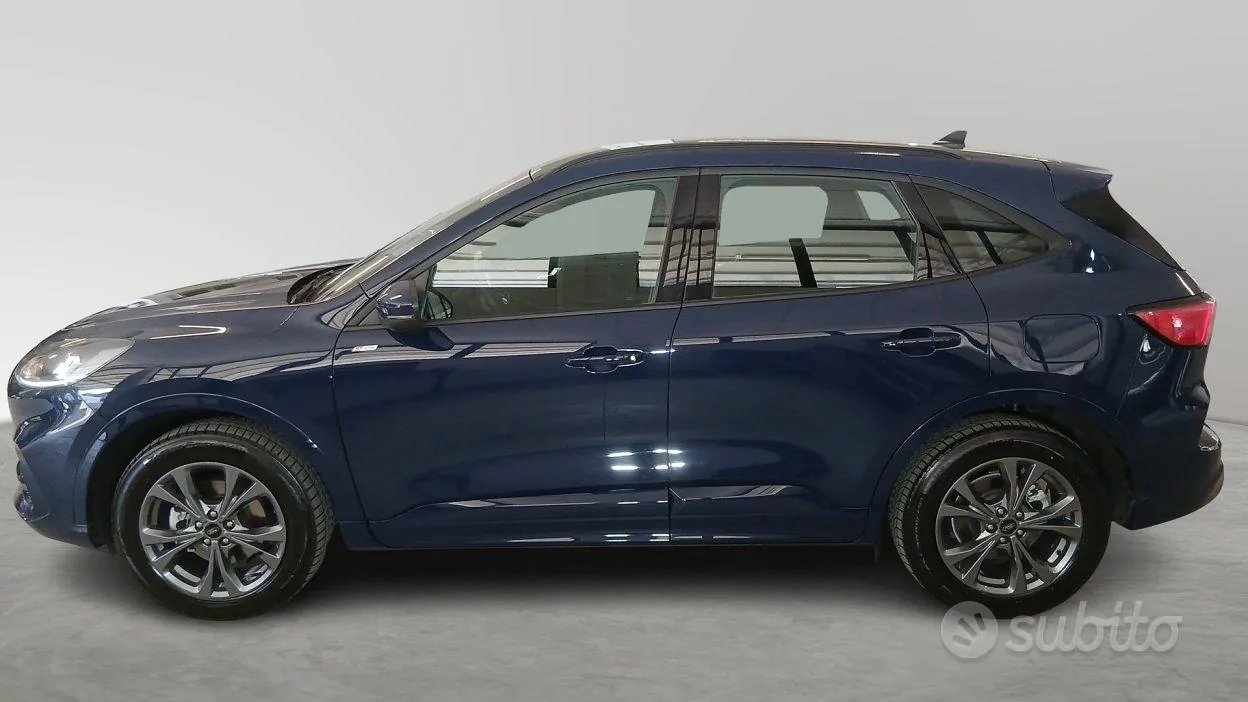 Ford Kuga 2023 photo 3