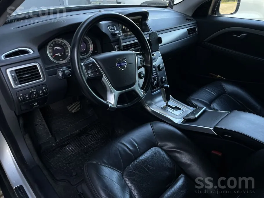 Volvo Xc 70 2012 photo 5