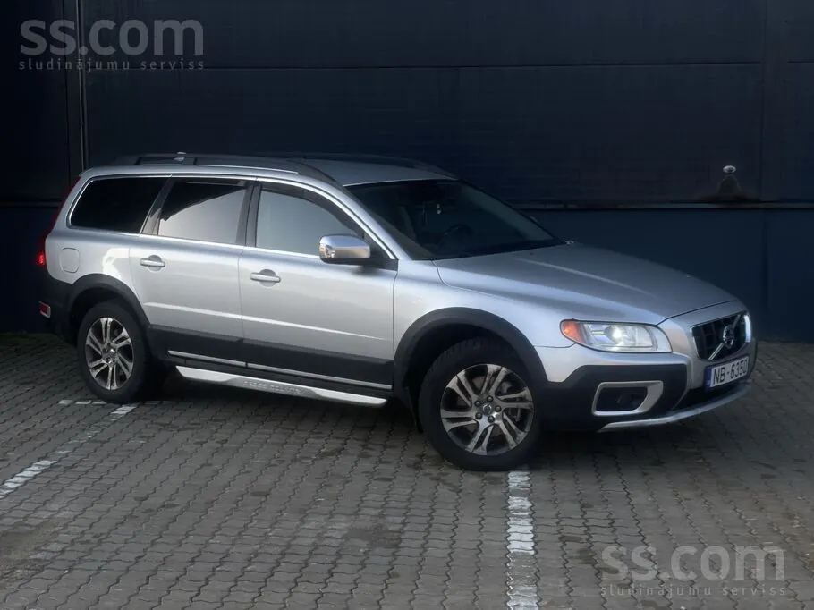 Volvo Xc 70 2012 photo 2