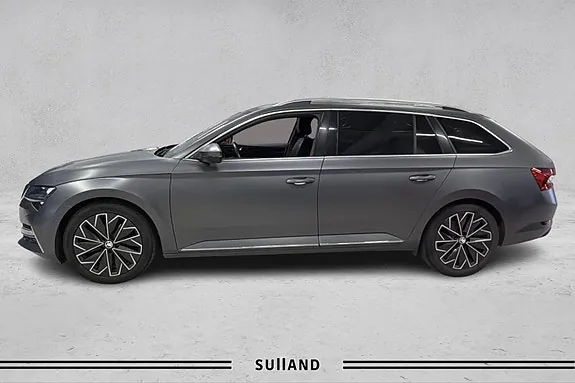 Skoda Superb 2022 photo 2
