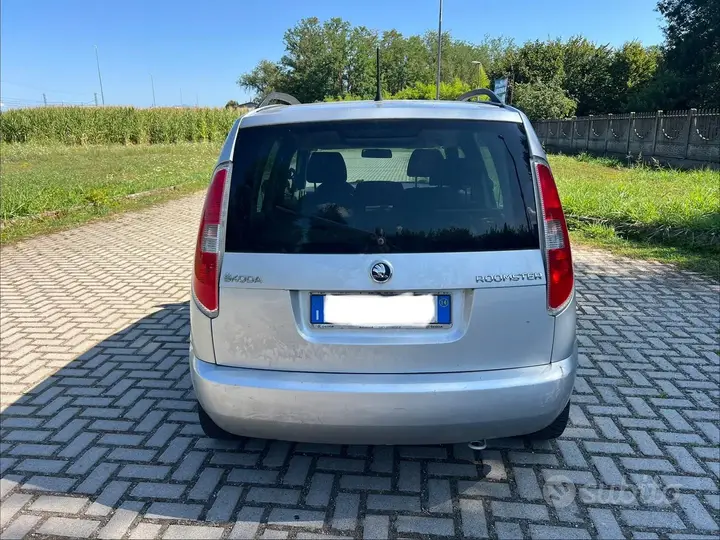 Skoda Roomster 2014 photo 5
