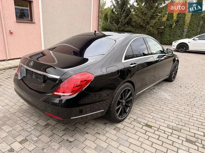Mercedes-Benz S-Class 2013 photo 4