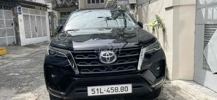 Toyota Fortuner 2024 photo 5