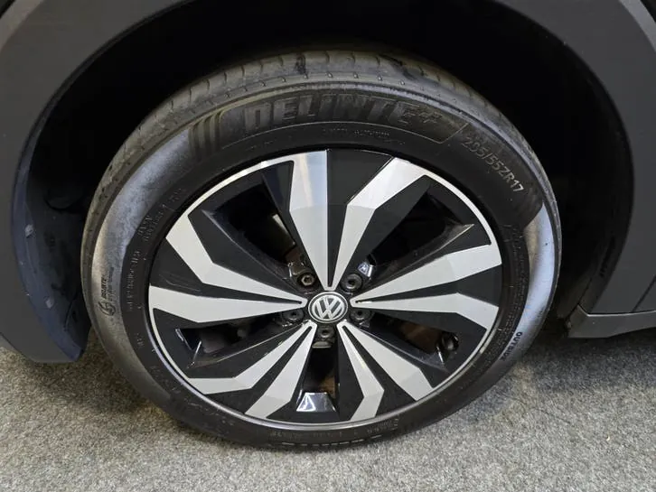 Volkswagen T-Cross 2019 photo 2