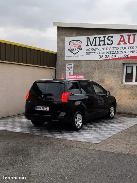 Peugeot 5008 2016 photo 2