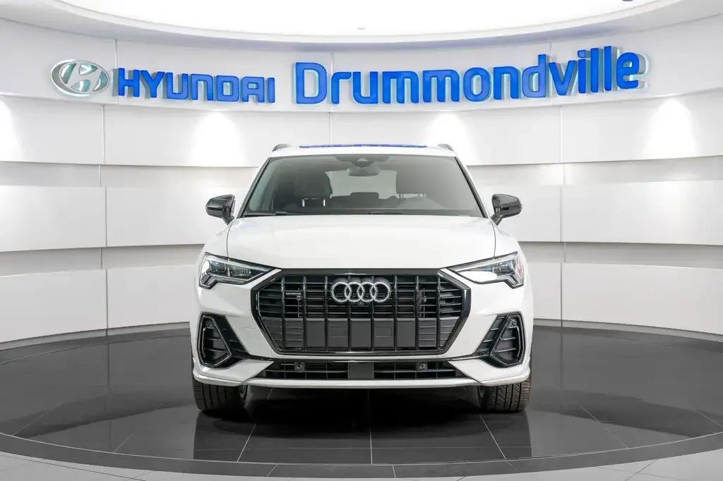 Audi Q3 2023 photo 5