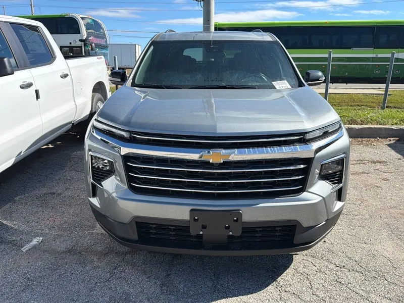Chevrolet Traverse 2027 photo 2