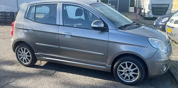 Kia Picanto 2008 photo 2