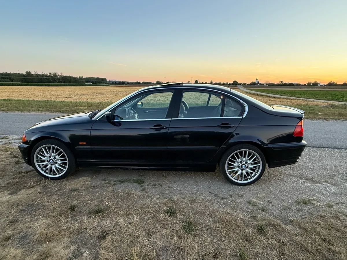 BMW 3 Series 2000 photo 2