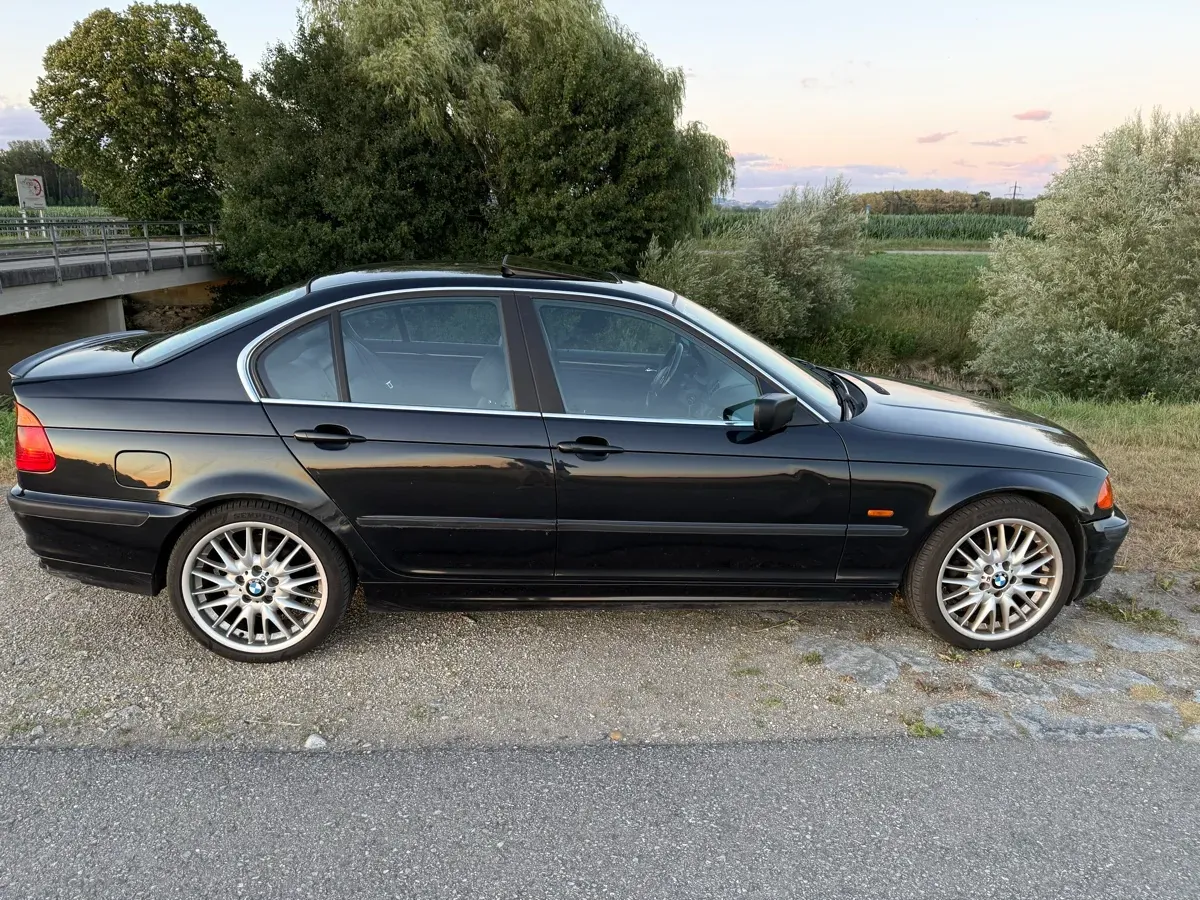 BMW 3 Series 2000 photo 3