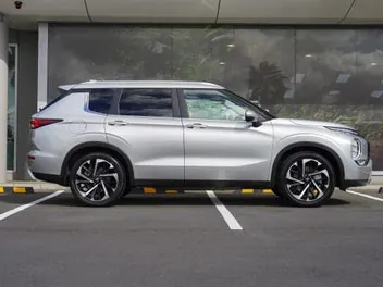 Mitsubishi Outlander 2024 photo 4
