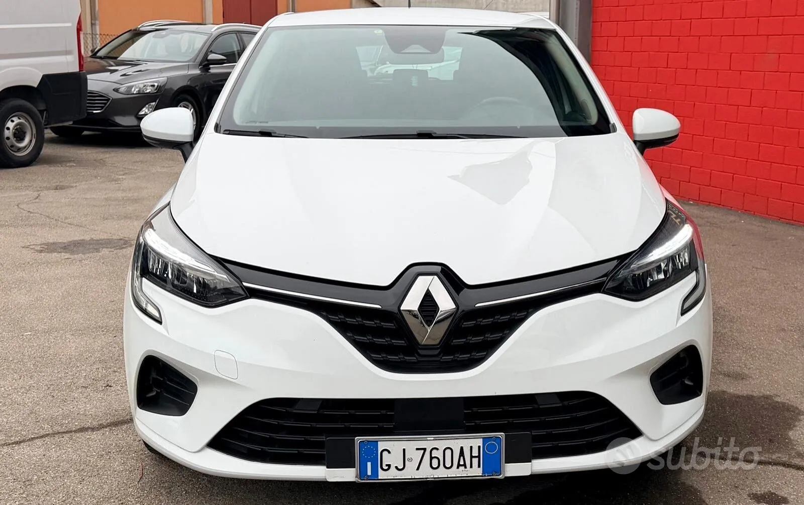 Renault Clio 2022 photo 2