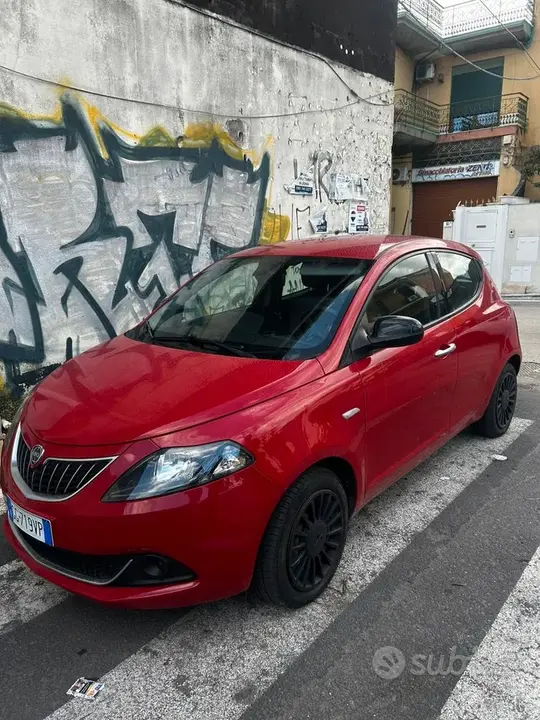 Lancia Ypsilon 2021 photo 2
