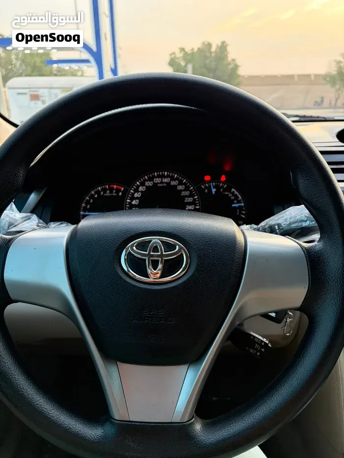 Toyota Camry 2013 photo 2