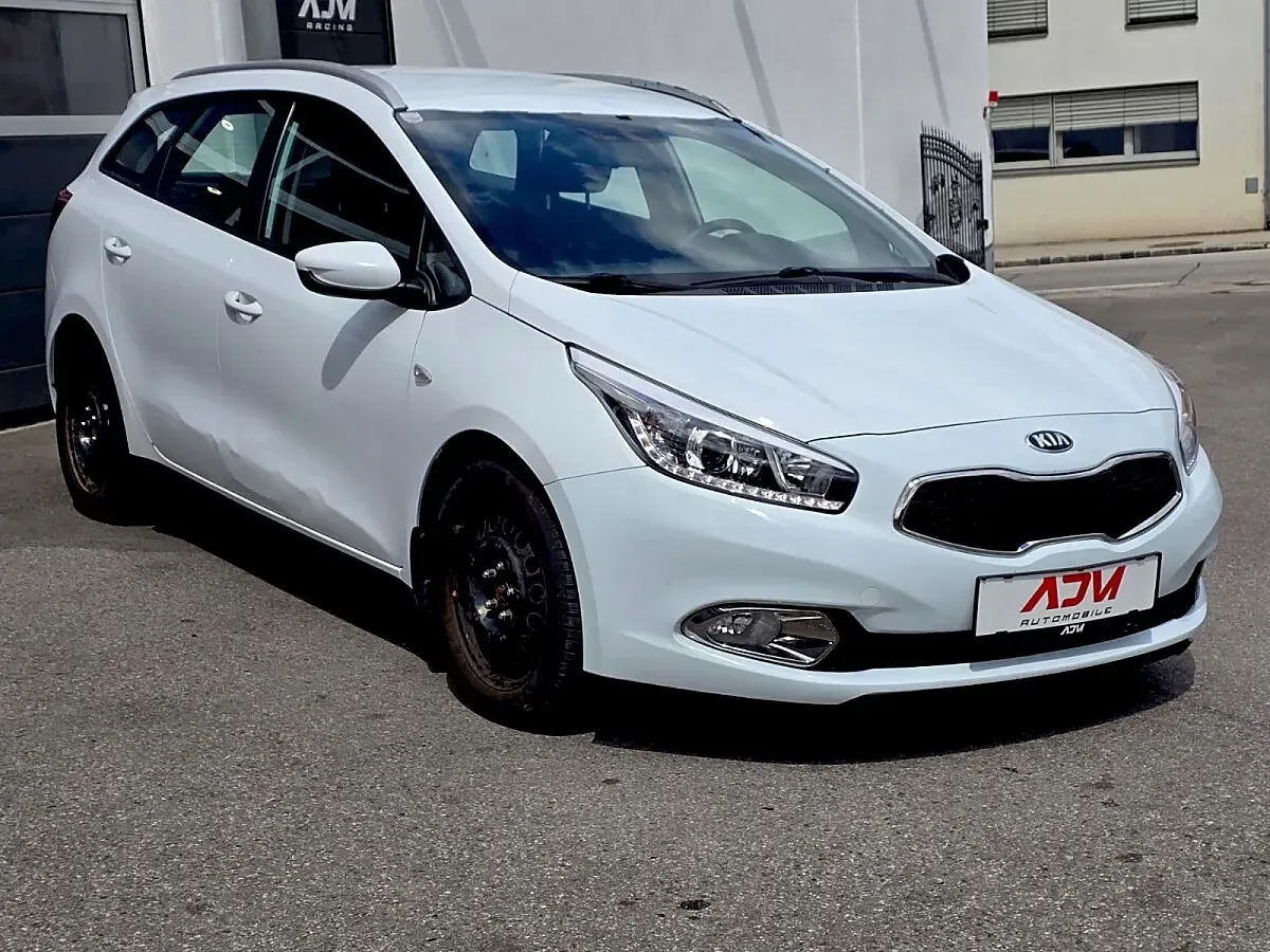 Kia Ceed 2013 photo 3