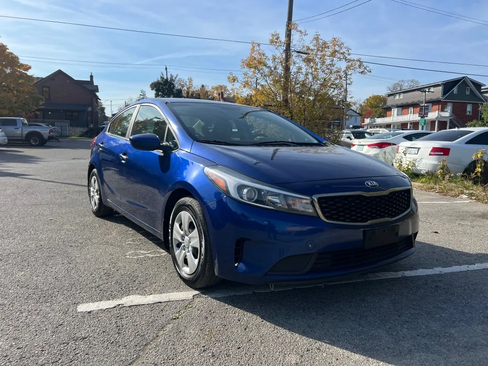Kia Forte 2018 photo 3