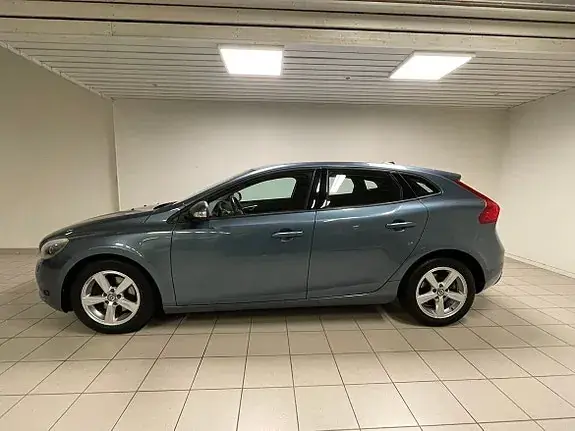 Volvo V40 2014 photo 2