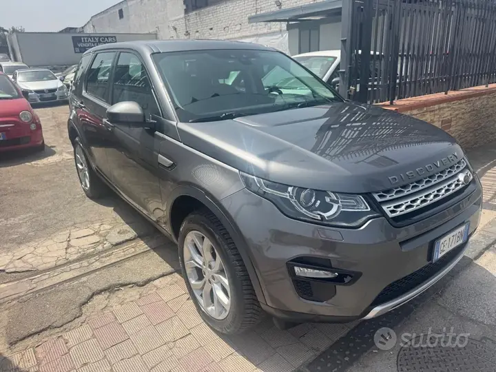 Land Rover Discovery Sport 2017 photo 2