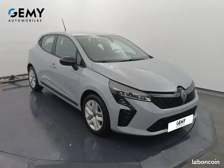 Renault Clio 2025 photo 3