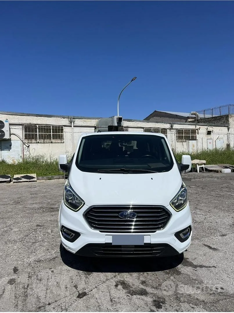 Ford Tourneo Custom 2021 photo 3