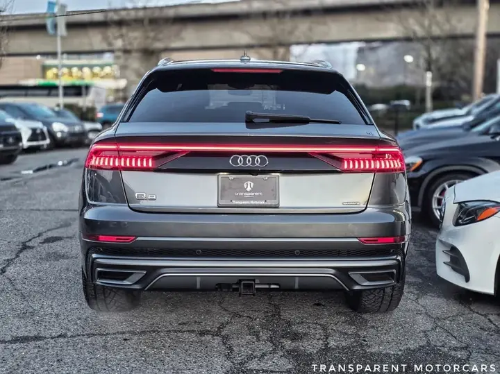 Audi Q8 2019 photo 5