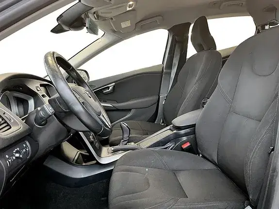 Volvo V40 Cross Country 2018 photo 4