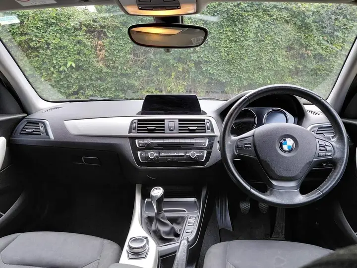 BMW 1 Series 2018 photo 4