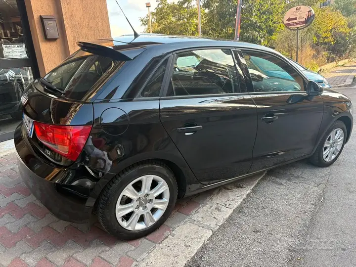 Audi A1 2014 photo 4