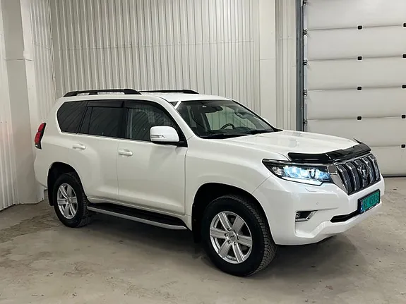 Toyota Land Cruiser 2023 photo 2
